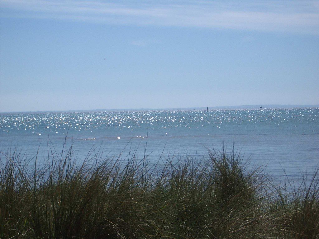 Only 250m from Sparkling Bay Beach